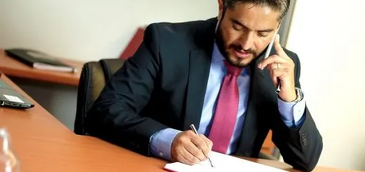 Comment_choisir_son_avocat_d’affaires? Comment_choisir_son_avocat_d’affaires?