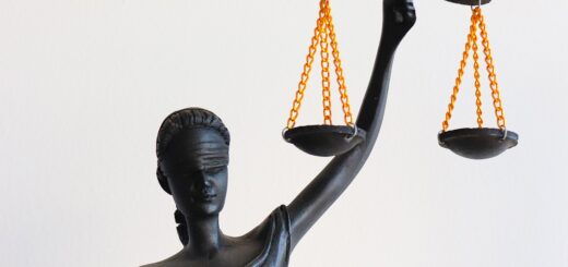 Quand_sollicite_t_on_un_huissier_de_justice_?