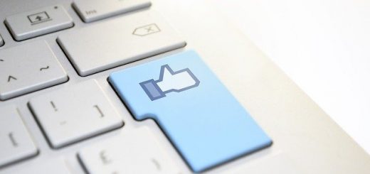 5_façons_de_traiter_avec_vos_collègues_de_travail_sur_Facebook
