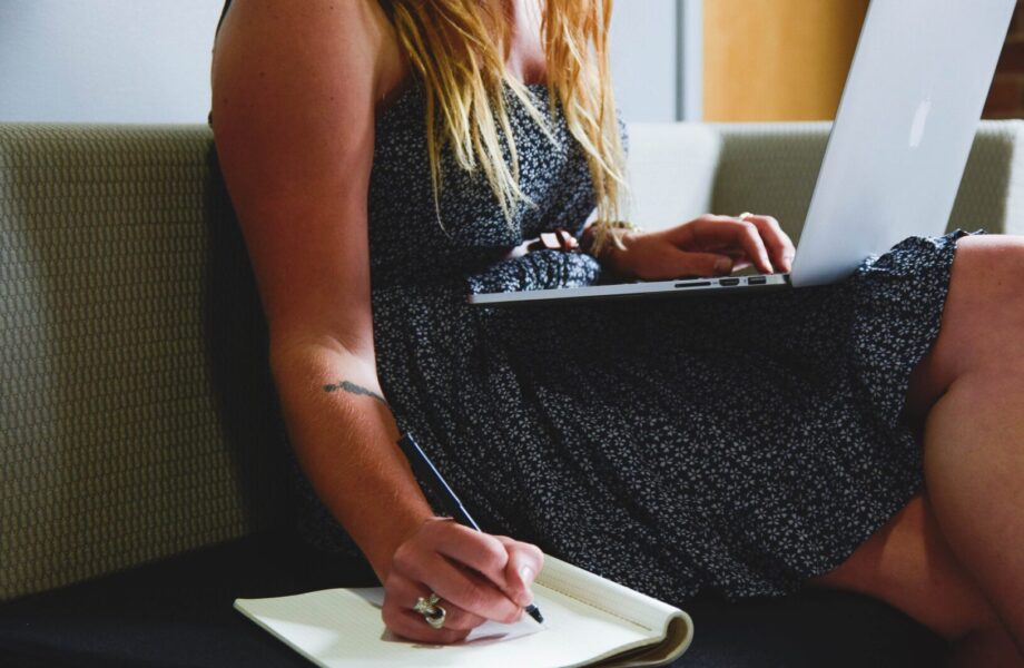 entrepreneur-593357_1920