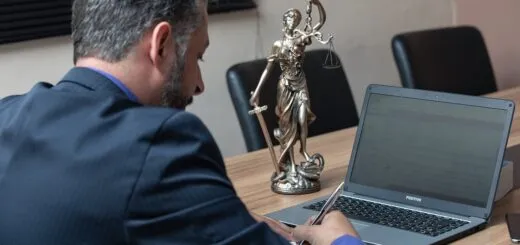 Le_rôle_de_l_avocat_dans_la_médiation_avant_le_contentieux_judiciaire Le_rôle_de_l_avocat_dans_la_médiation_avant_le_contentieux_judiciaire
