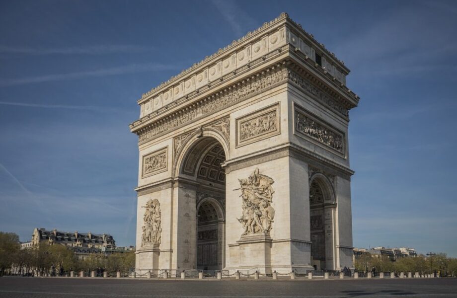 Comment_devenir_député_en_France_?