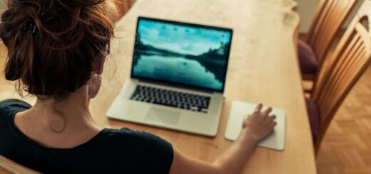 Les_avantages_de_Google_Meet_pour_le_travail_collaboratif_dans_les_entreprises_ Les_avantages_de_Google_Meet_pour_le_travail_collaboratif_dans_les_entreprises_