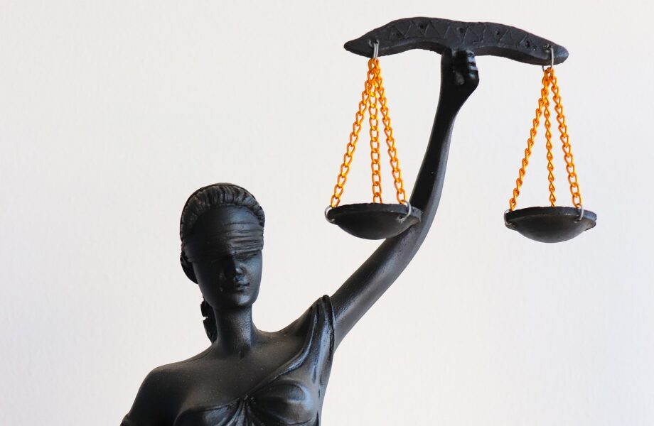 Quand_sollicite_t_on_un_huissier_de_justice_?