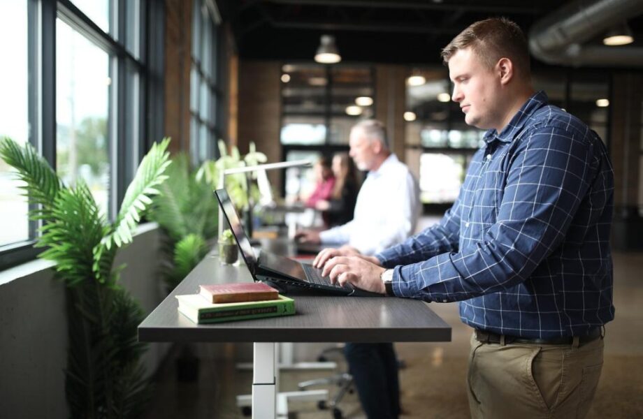 Intégrer_des_cloisons_en_verre_dans_son_bureau