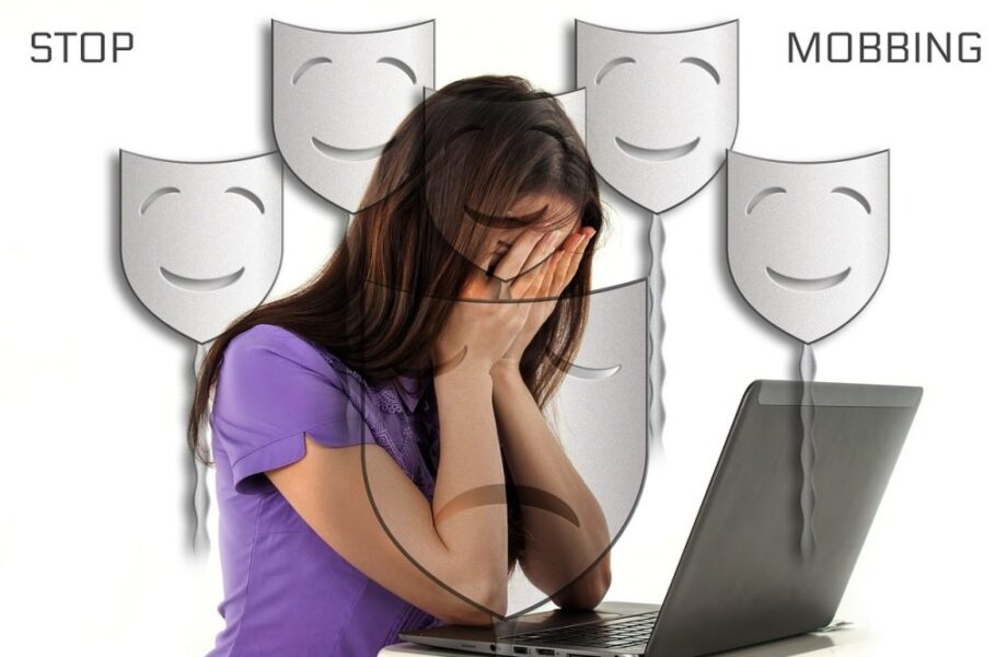 Comment_répondre_à_un_harcèlement_sur_Internet_?