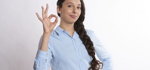 3_outils_d_écoute_sociale_pour_les_relations_publiques,_le_marketing_et_l_analyse_concurrentielle