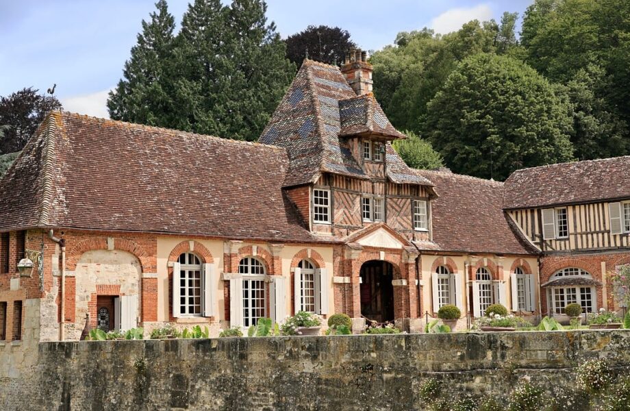 Acheter un petit château dans la Creuse : rêve ou piège ?