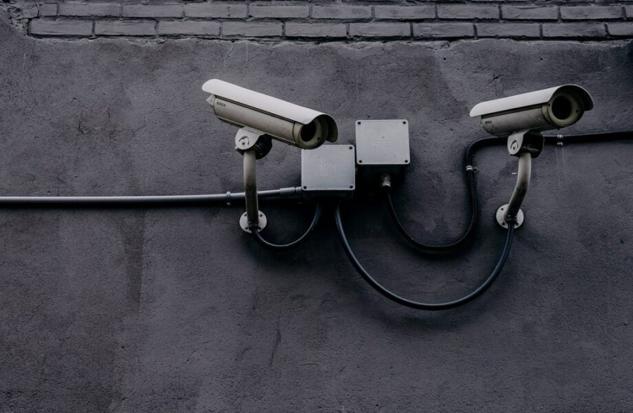 Comprendre_la_loi_sur_les_caméras_de_surveillance_au_travail