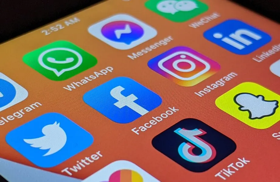 La_Puissance_des_médias_sociaux_dans_l_entrepreneuriat_moderne