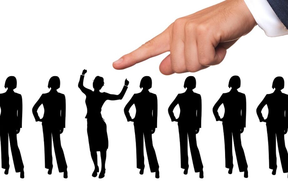 Quels_sont_les_principaux_défis_du_recrutement_à_Paris_en_2024_?