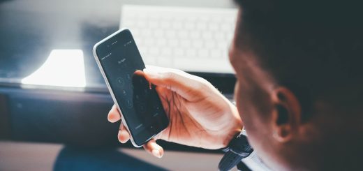 phone-gcfcc7ac7c_1920