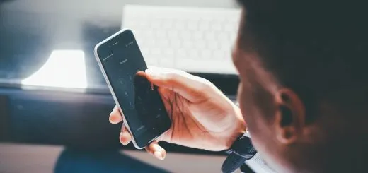 phone-gcfcc7ac7c_1920 phone-gcfcc7ac7c_1920