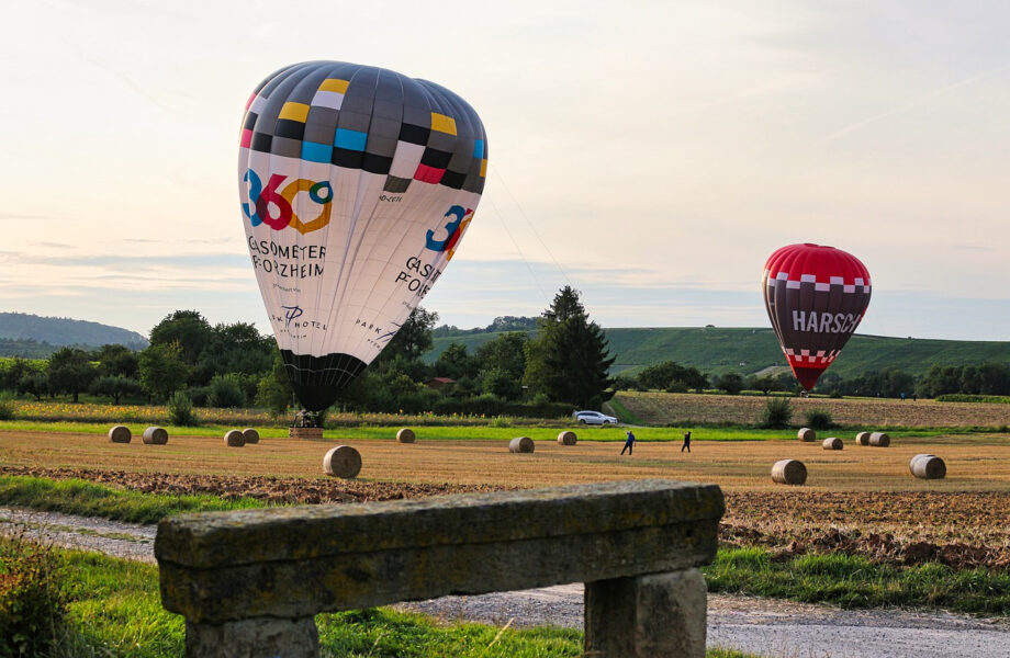 Démarquez_vous_de_la_concurrence_avec_un_ballon_gonflable_publicitaire
