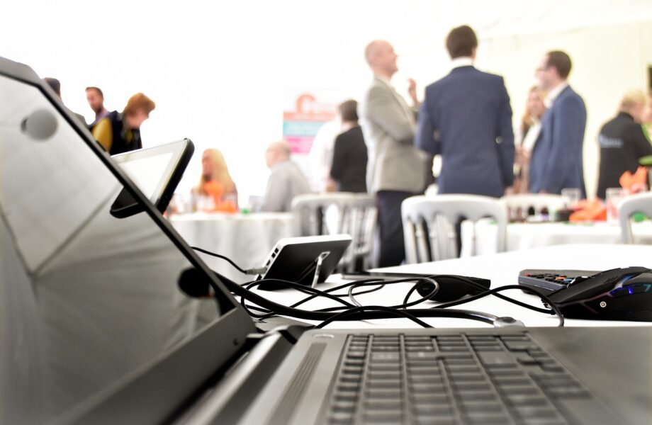 Comment transformer un séminaire d’entreprise en levier de marque employeur ?