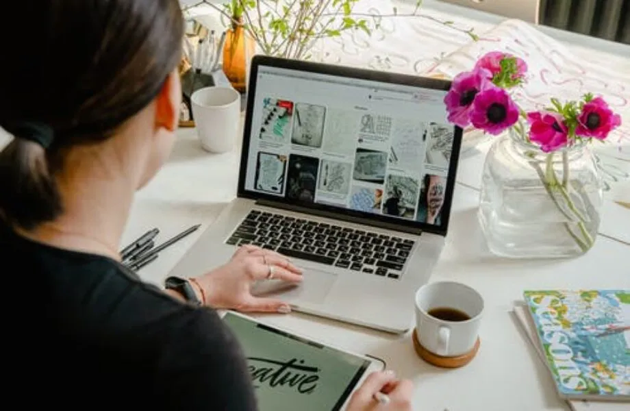 Gestion_de_la_réputation_en_ligne_pour_les_spécialistes_du_marketing_numérique