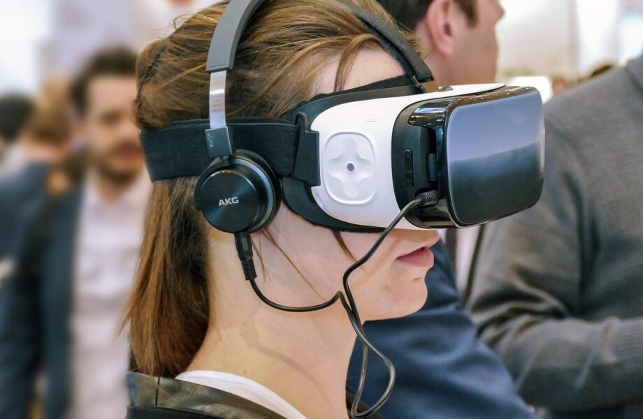 Team_building_:_offrir_une_expérience_VR_à_toute_l’équipe_pour_un_résultat_optimal