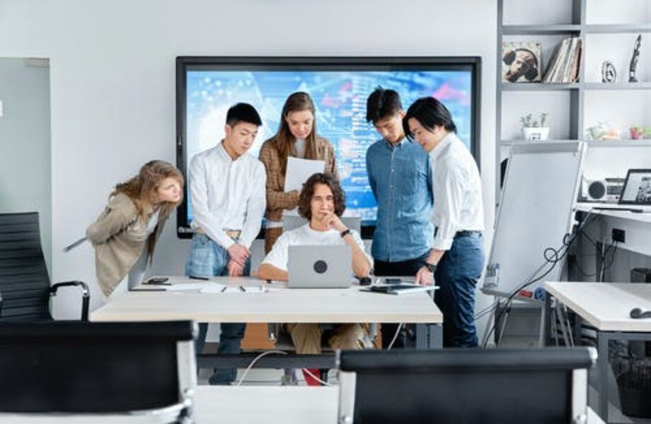 Comparer_et_trouver_le_bon_logiciel_de_service_d_assistance_pour_votre_entreprise