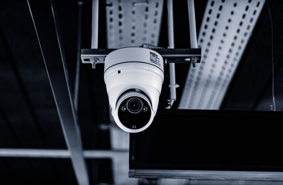 Pourquoi_chaque_entreprise_moderne_doit_envisager_un_système_de_surveillance_vidéo_?