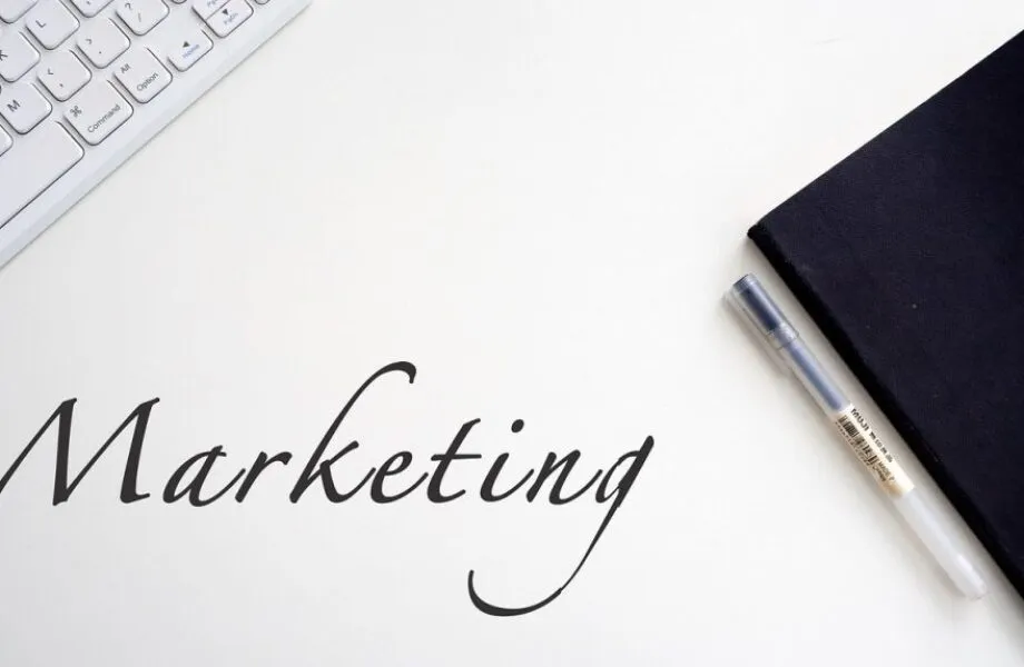 Stratégies,_processus_et_indicateurs_clés_pour_l_alignement_des_ventes_et_du_marketing