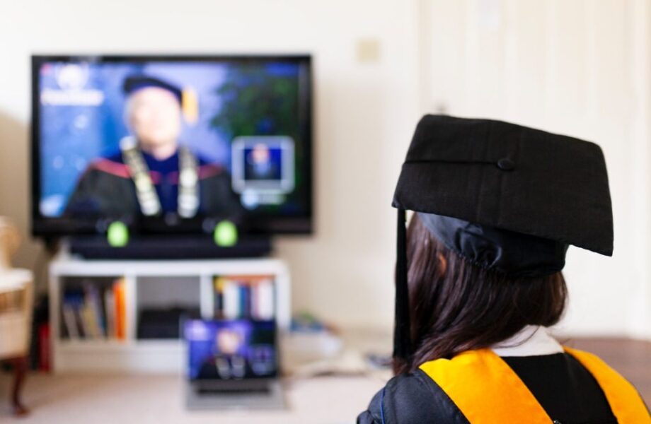 5_types_de_cours_de_certification_en_ligne_qui_peuvent_aider_votre_entreprise_à_se_développer